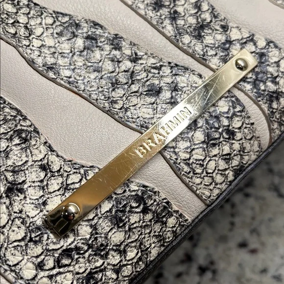 Brahmin Medium Asher Tote in Crème Solmar Colorway EUC - Picture 16 of 17